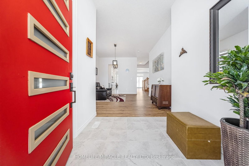 158 Savannah Ridge Dr, Brant, N3L 0L5 | Image 2