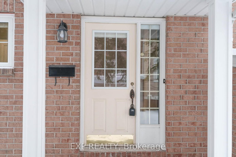 14 Sandcliffe Terr, Ottawa, K2G 5X1 | Image 3