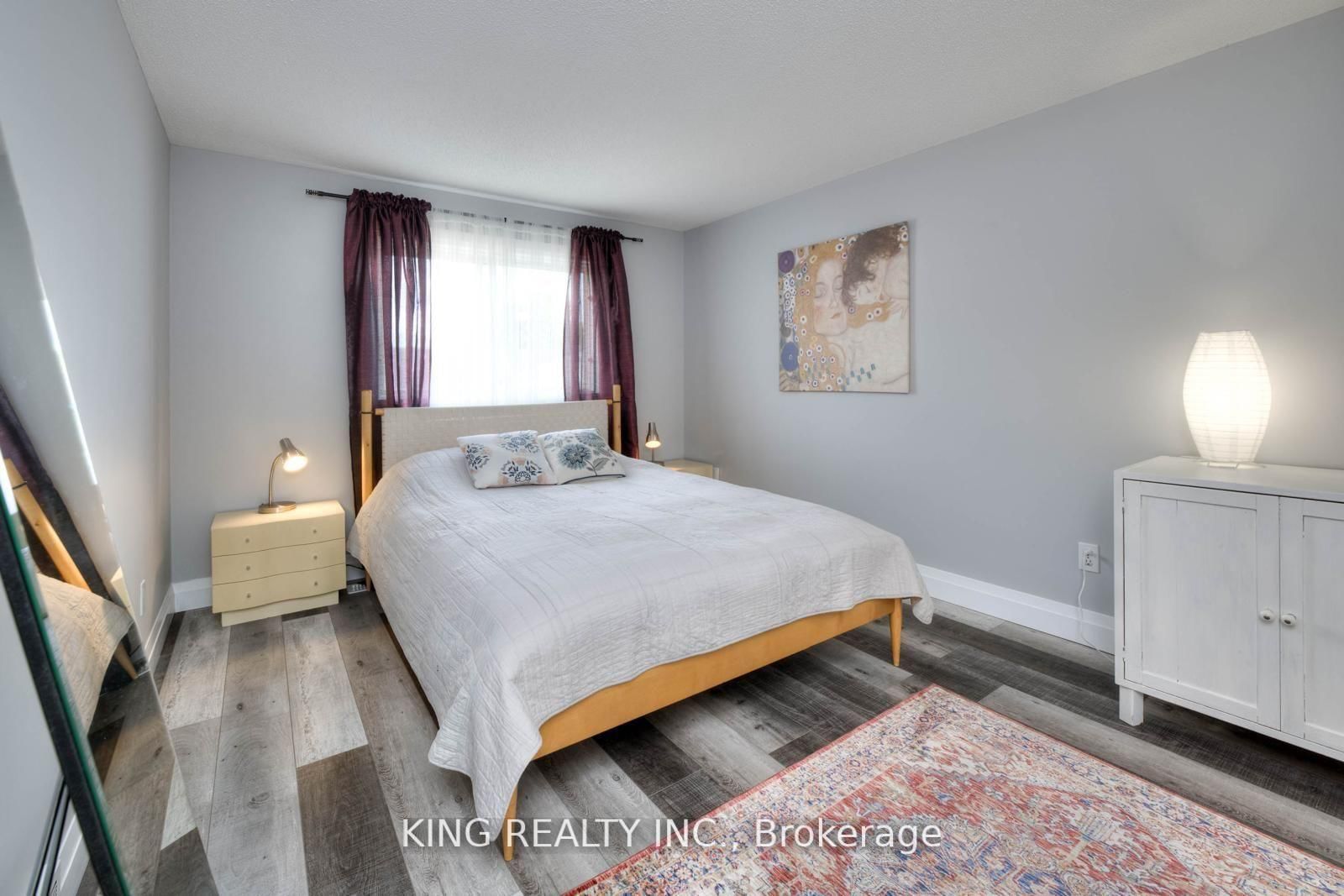 682 PINEROW Crescent, Unit UNIT #A - Photo 13
