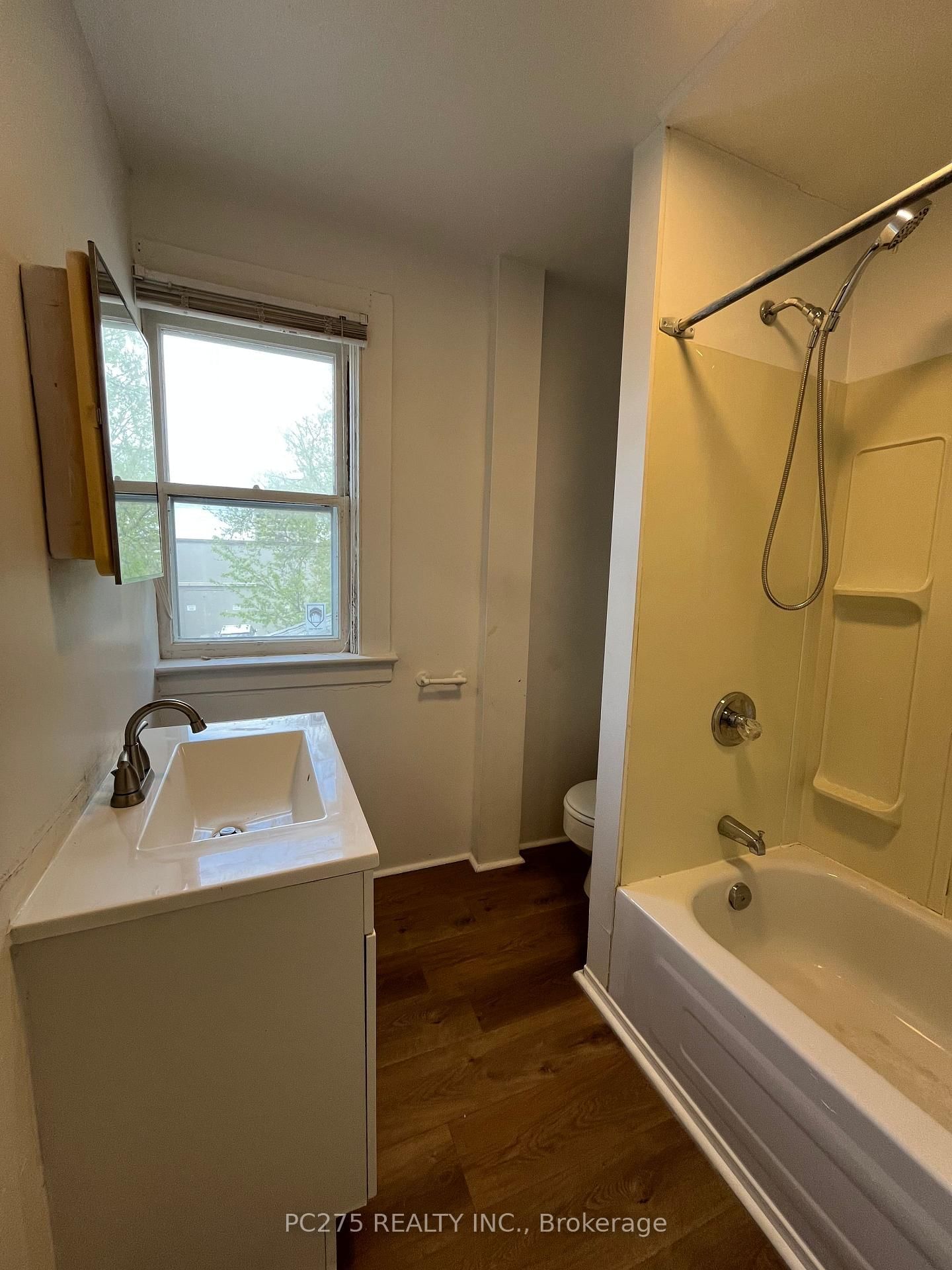 185 Brock Street N • Sarnia, ON photo 16