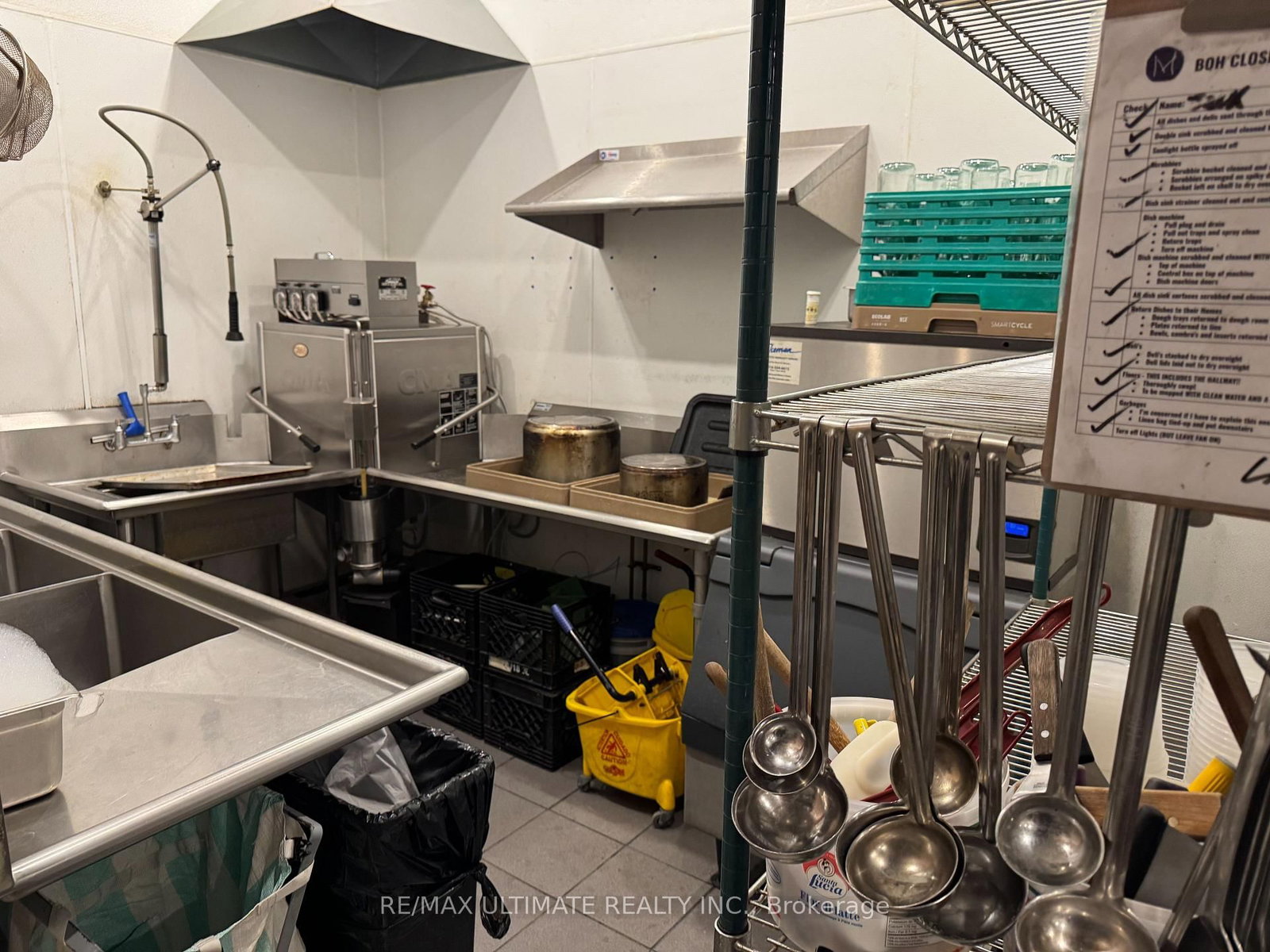 298 James Street N - Photo 32