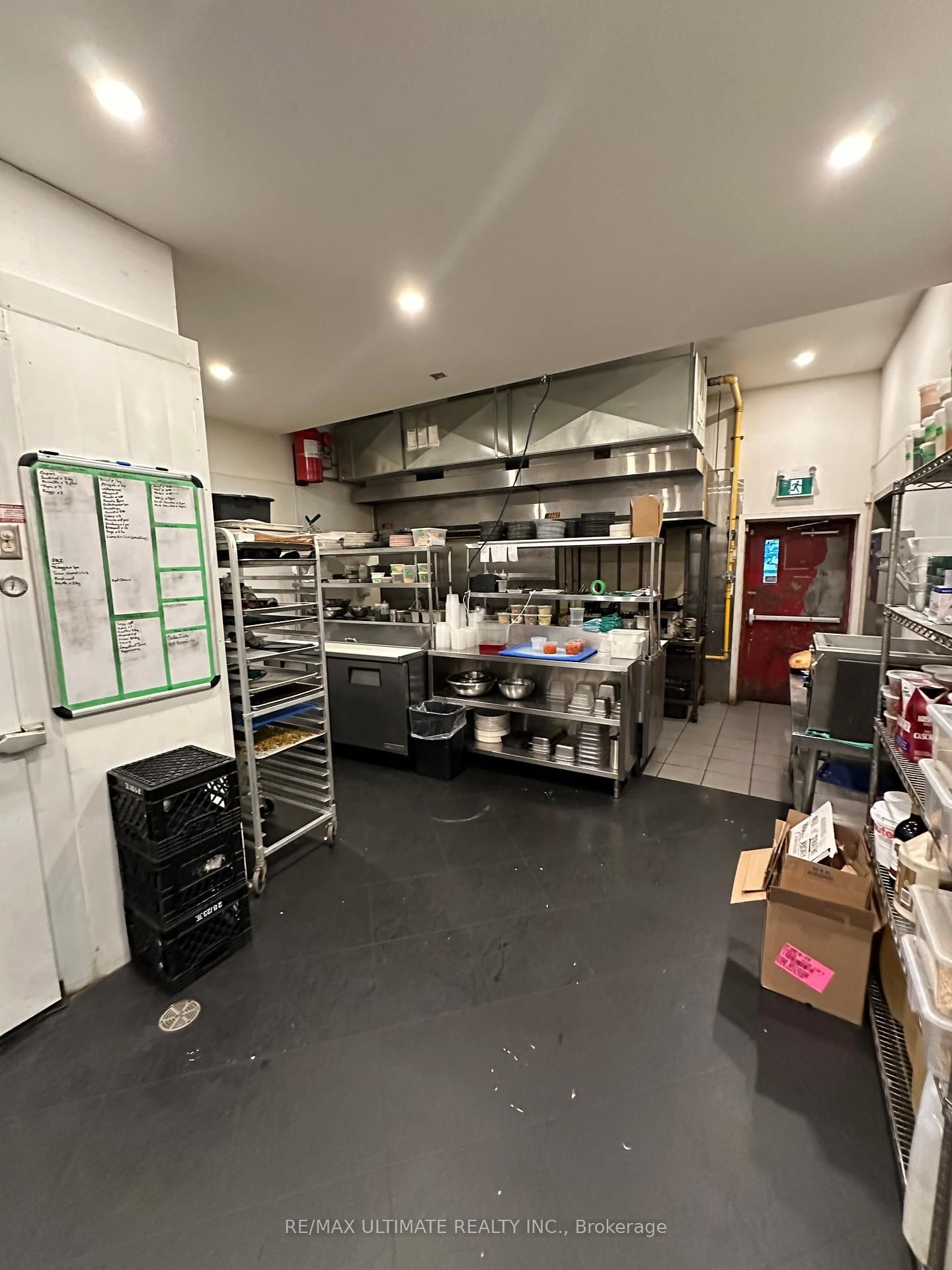 298 James Street N - Photo 7