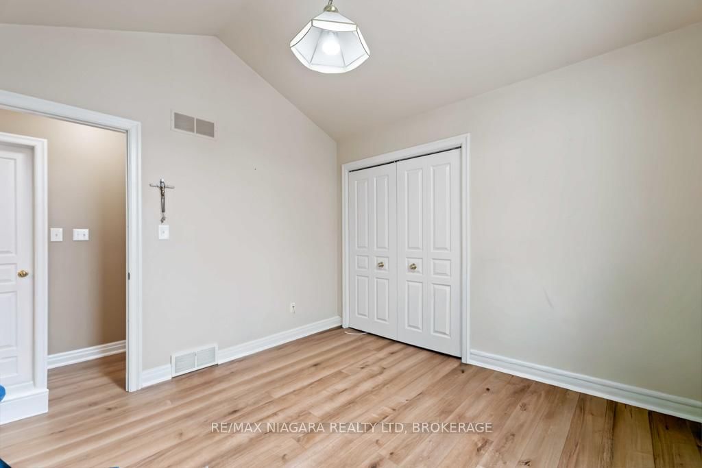 7874 Bishop Avenue • Niagara Falls, ON photo 16