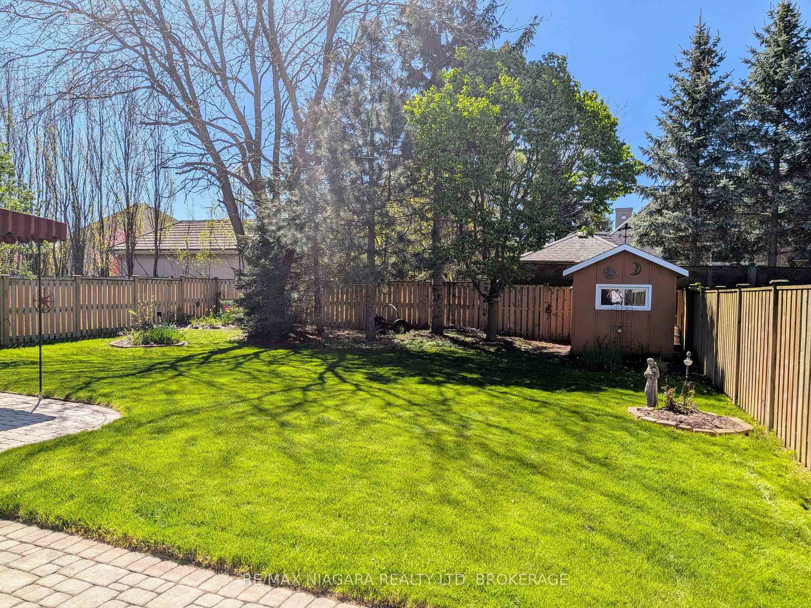 7874 Bishop Avenue • Niagara Falls, ON photo 28