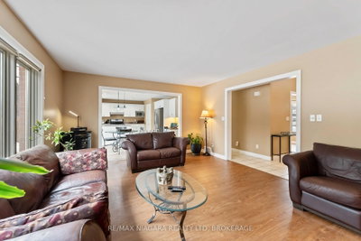 7874 Bishop Avenue • Niagara Falls, ON photo 9