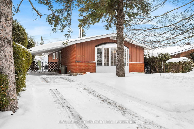 2414 Joliffe St, Ottawa, K1G 1G9 | Image 2