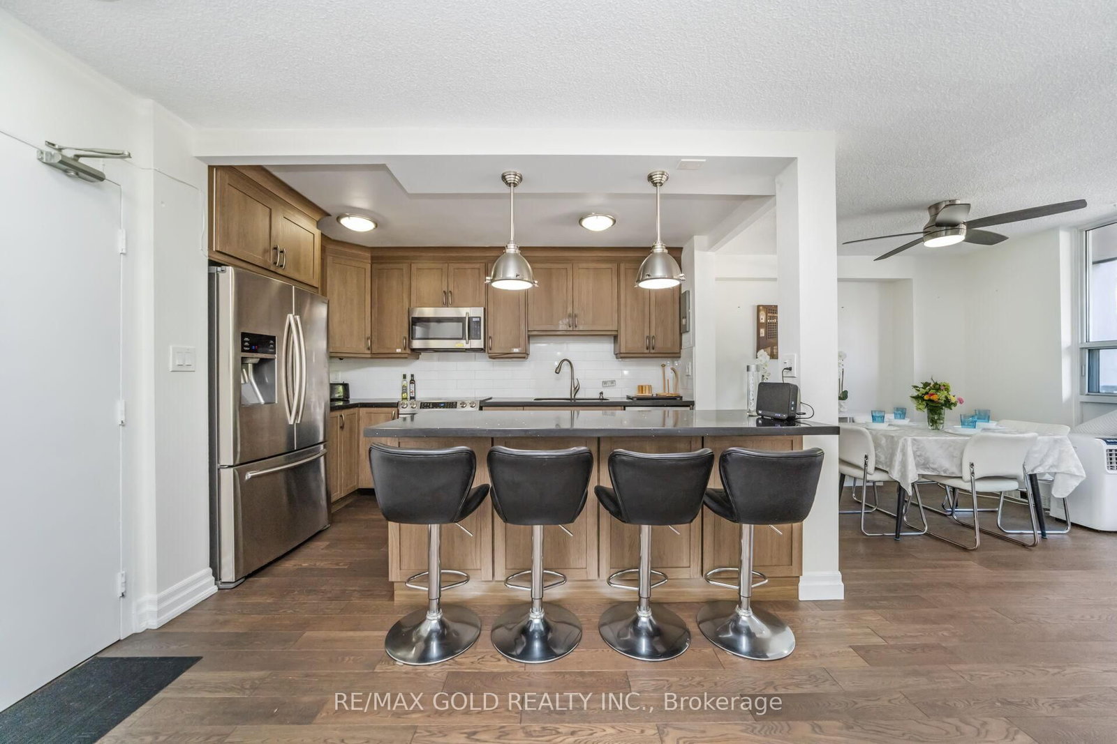 1964 Main Street W, Unit 404 - Photo 11