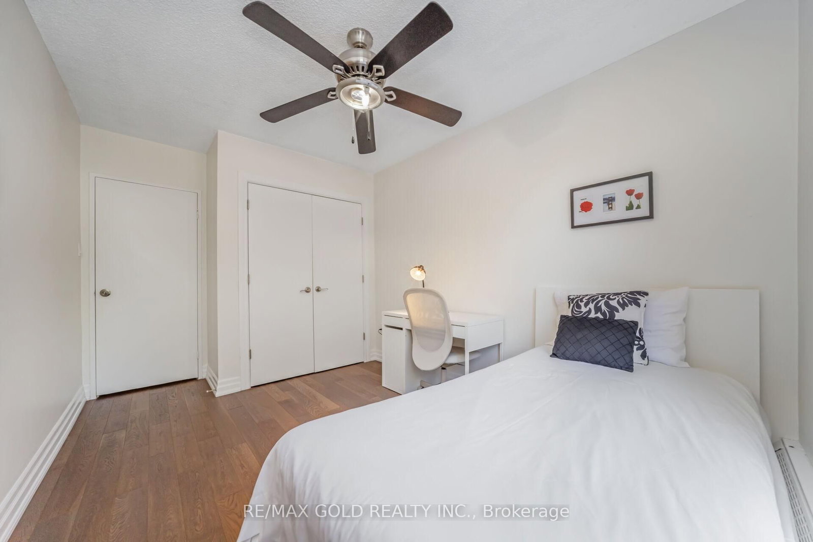 1964 Main Street W, Unit 404 - Photo 19