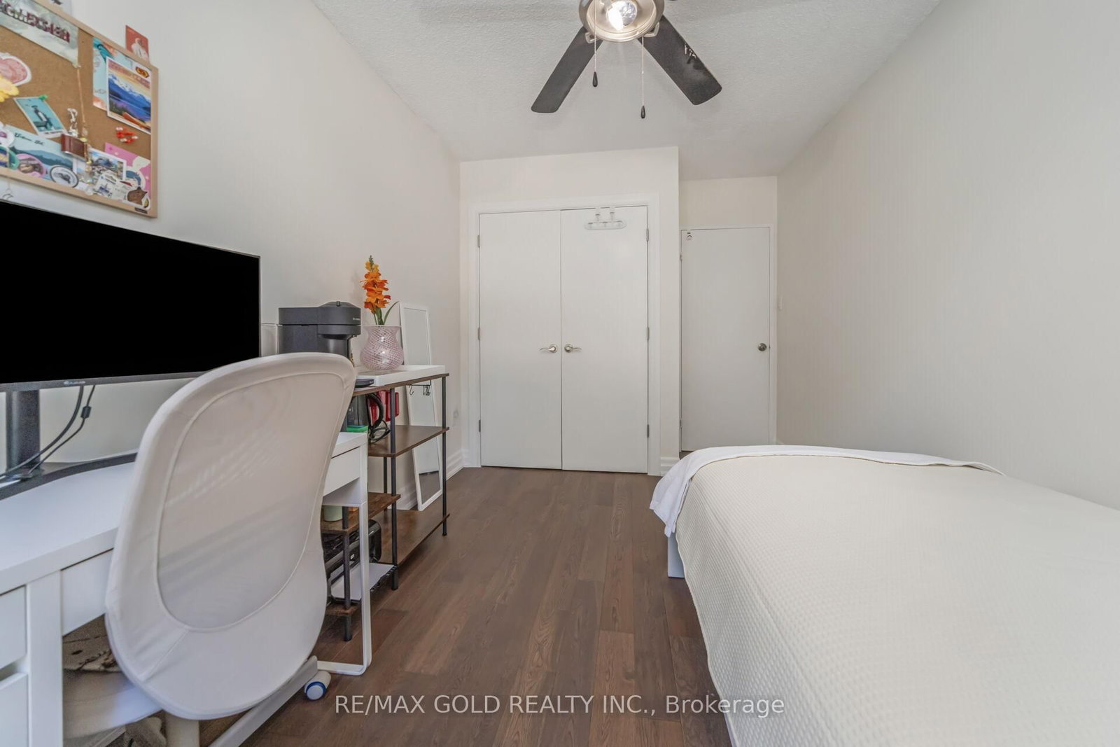 1964 Main Street W, Unit 404 - Photo 21