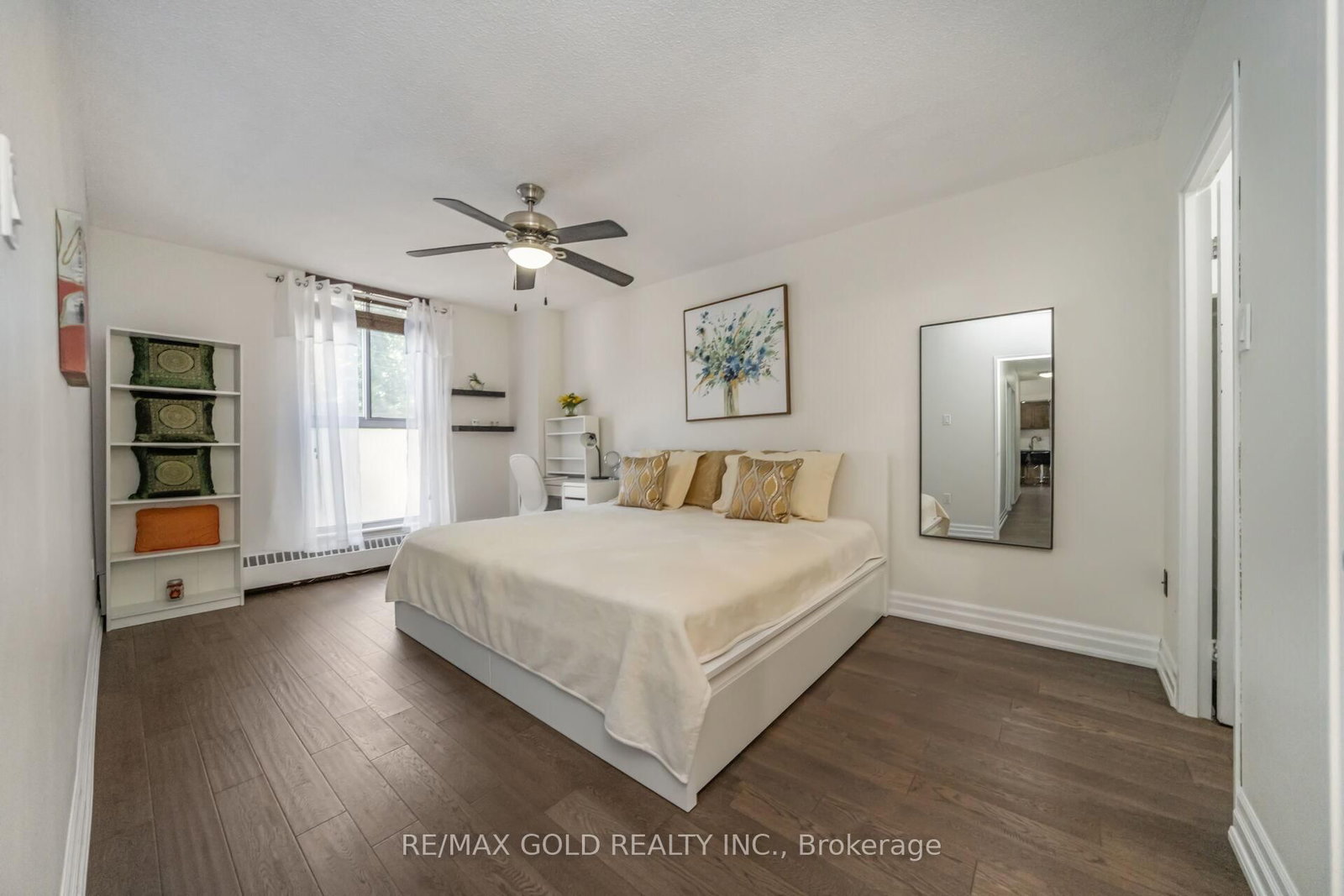 1964 Main Street W, Unit 404 - Photo 23