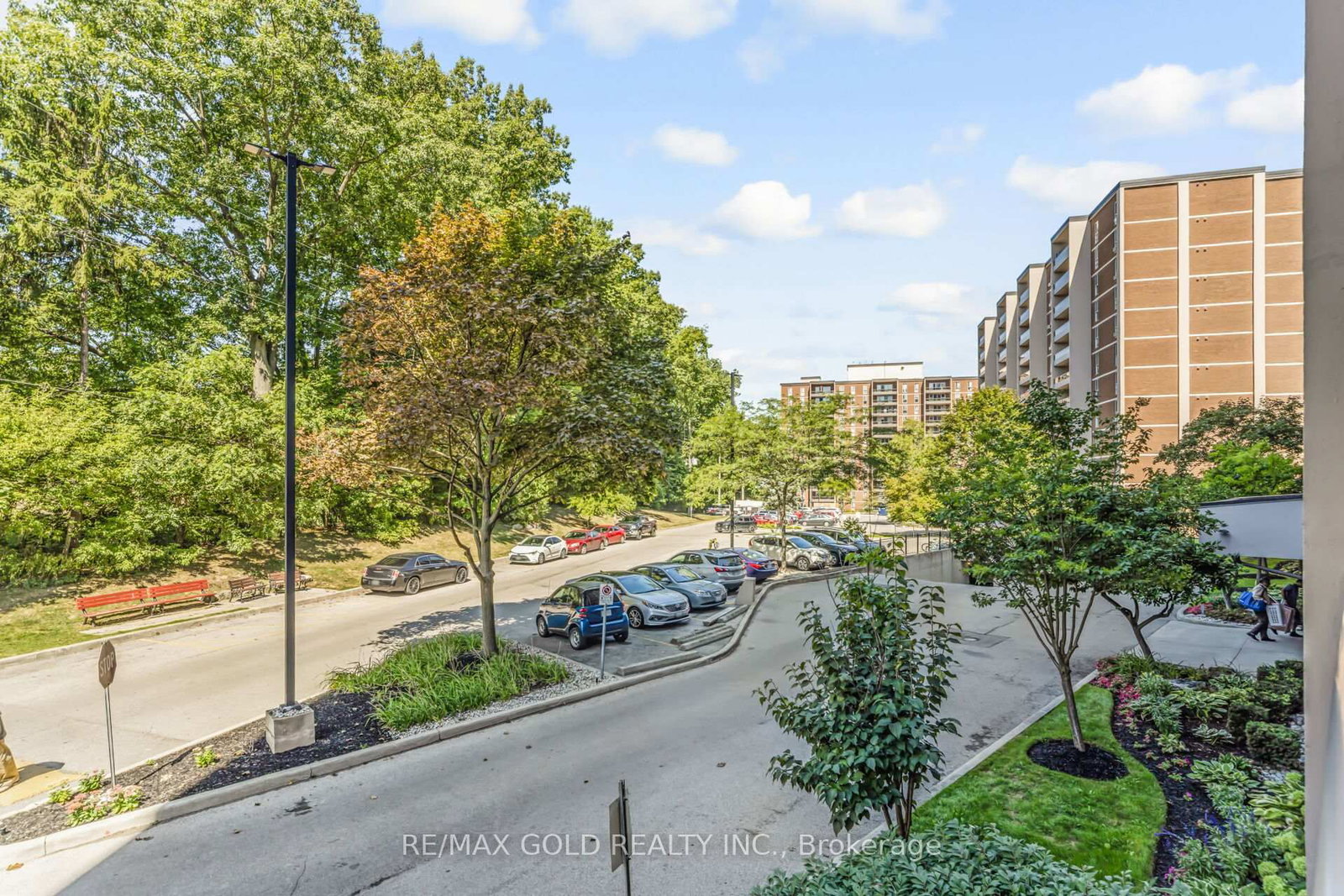 1964 Main Street W, Unit 404 - Photo 36