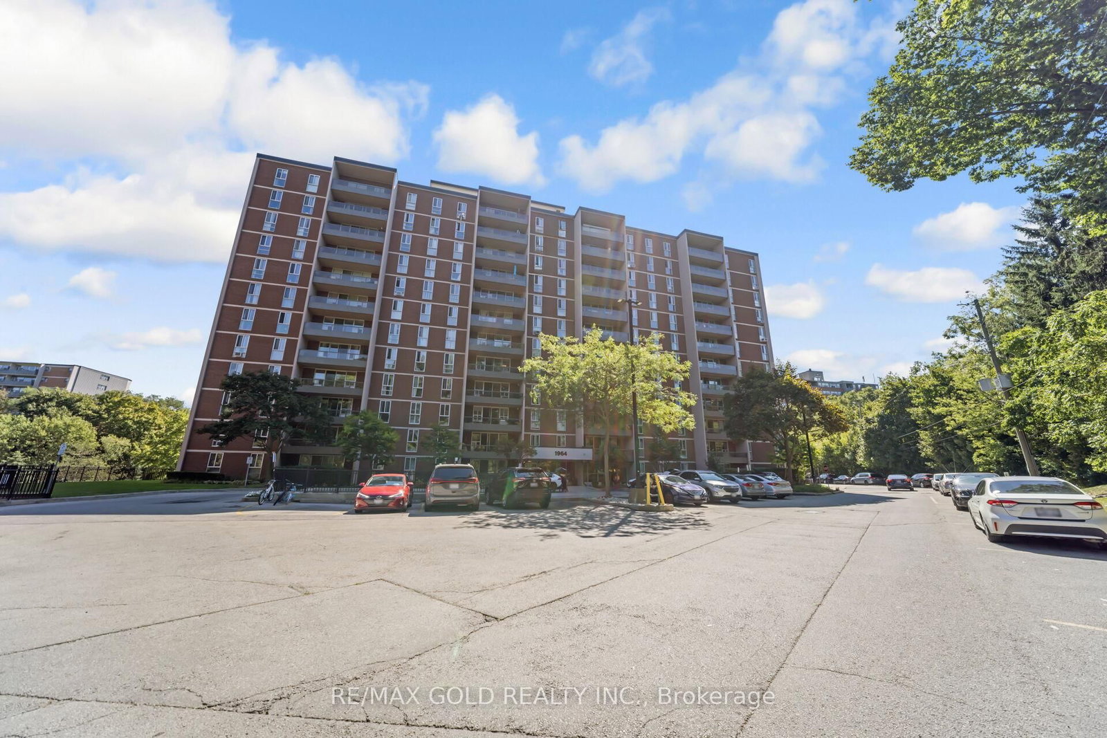 1964 Main Street W, Unit 404 - Photo 49