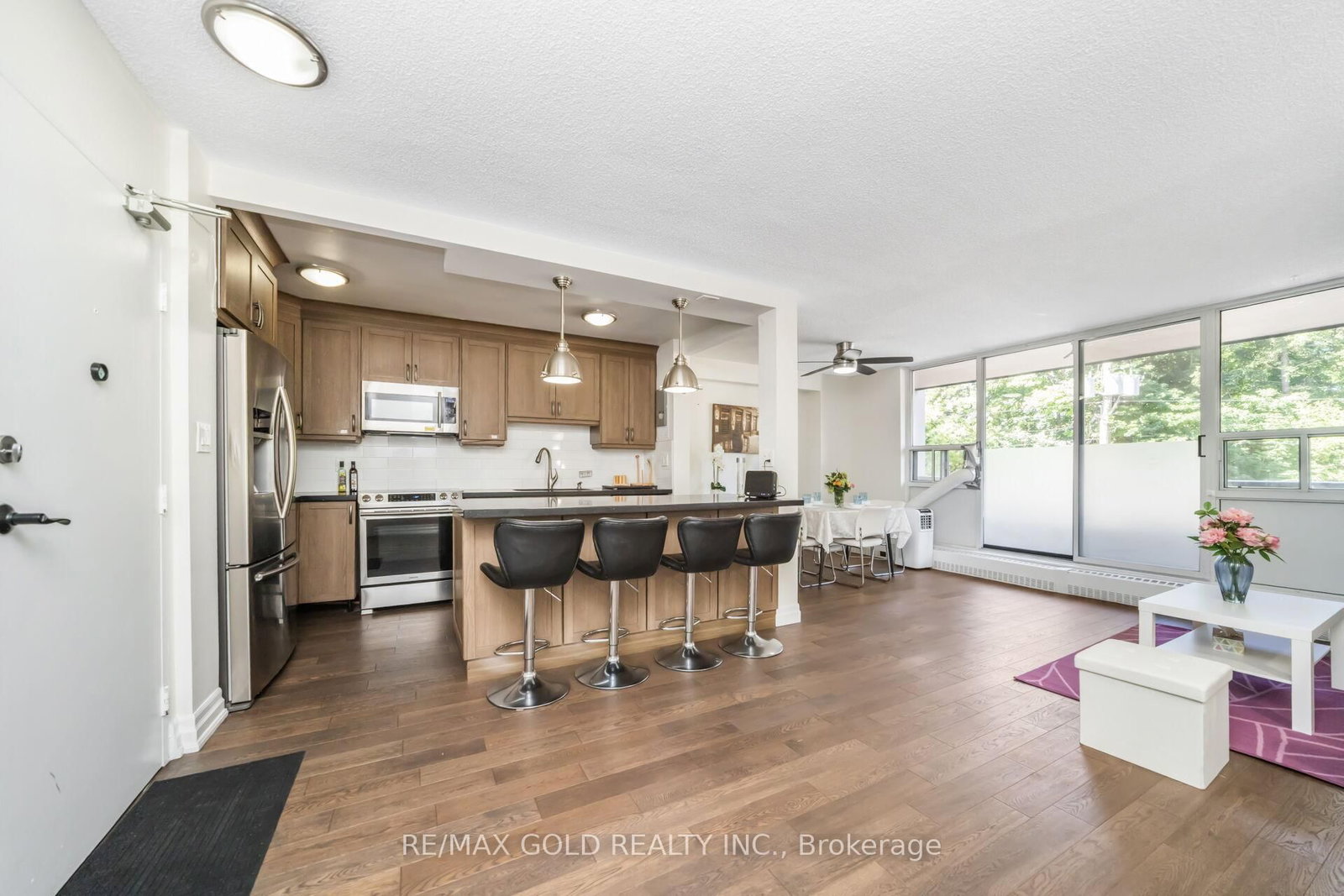 1964 Main Street W, Unit 404 - Photo 8