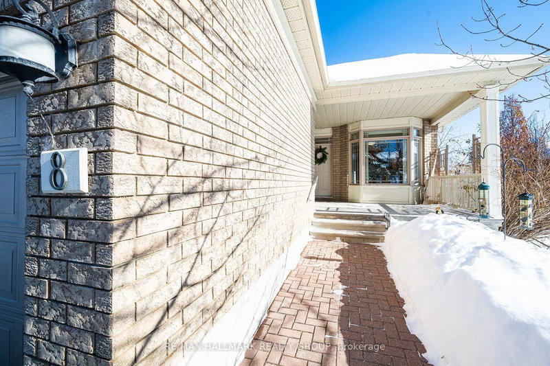 8 Waterford Way, Ottawa, K2E 7V4 | Image 3