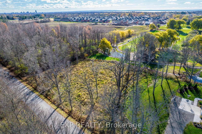 0-11958 BERTIE St, Fort Erie, L0S 1S0 | Image 2