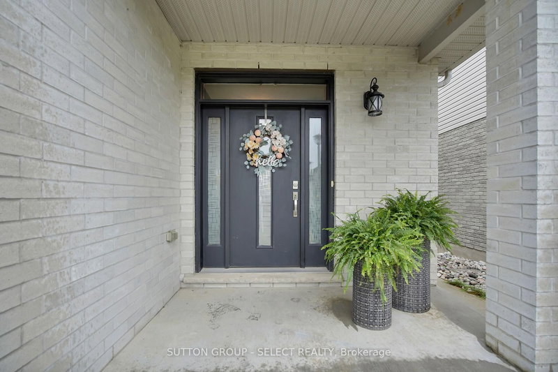 2080 Wateroak Dr, London North, N6G 0P9 | Image 3