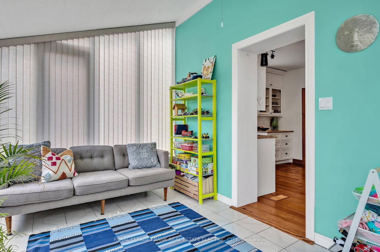 Detached House for sale at 551 Weller Street, Peterborough, Ontario, K9H 2N9 - Town Ward 3 - MLS: X12786420