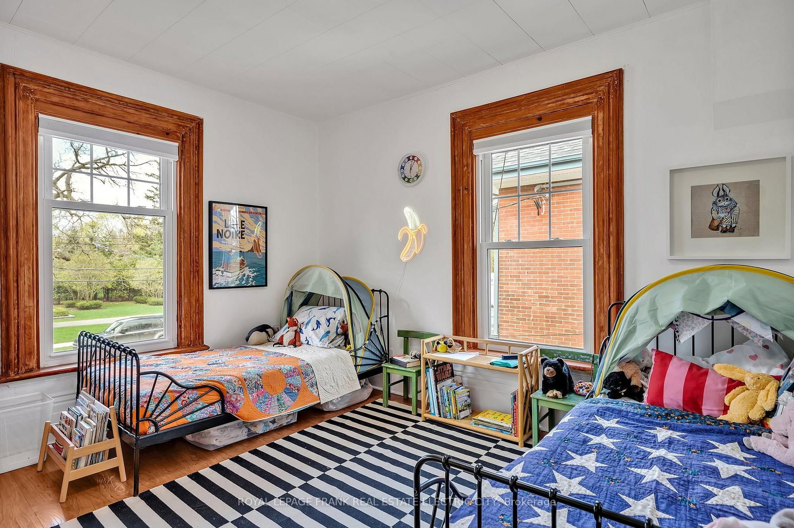 Detached House for sale at 551 Weller Street, Peterborough, Ontario, K9H 2N9 - Town Ward 3 - MLS: X12786420