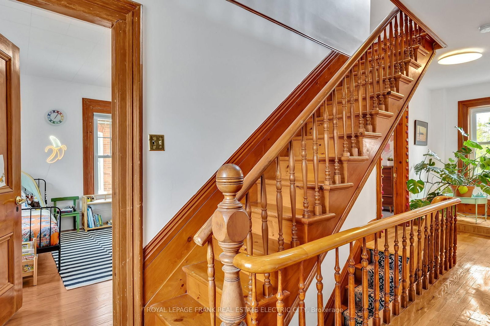 Detached House for sale at 551 Weller Street, Peterborough, Ontario, K9H 2N9 - Town Ward 3 - MLS: X12786420