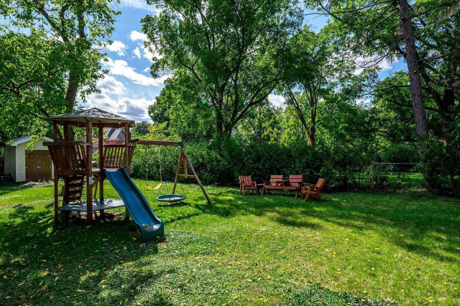 Detached House for sale at 551 Weller Street, Peterborough, Ontario, K9H 2N9 - Town Ward 3 - MLS: X12786420