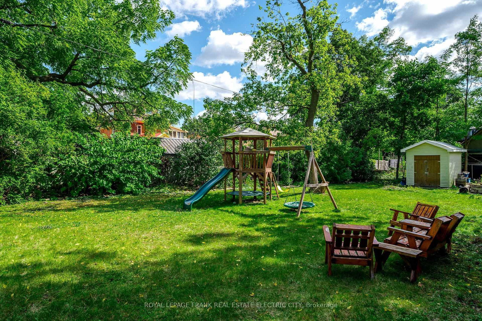 Detached House for sale at 551 Weller Street, Peterborough, Ontario, K9H 2N9 - Town Ward 3 - MLS: X12786420