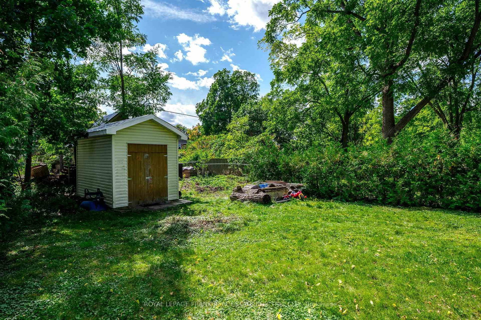 Detached House for sale at 551 Weller Street, Peterborough, Ontario, K9H 2N9 - Town Ward 3 - MLS: X12786420