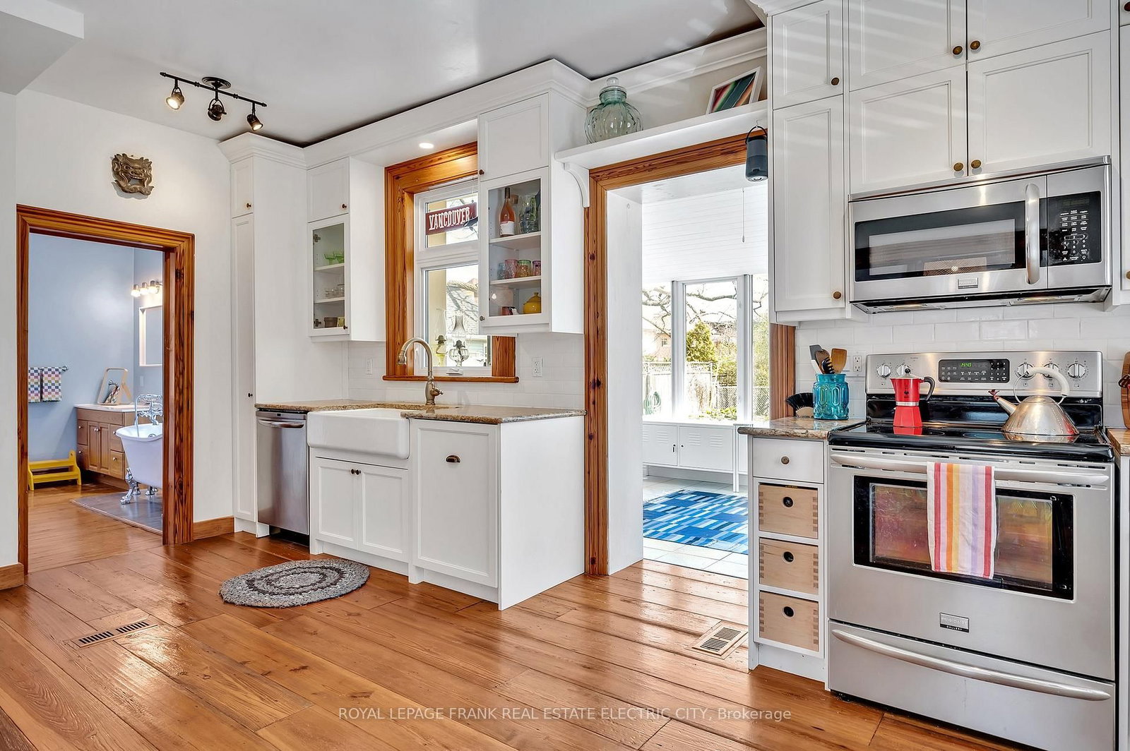 Detached House for sale at 551 Weller Street, Peterborough, Ontario, K9H 2N9 - Town Ward 3 - MLS: X12786420