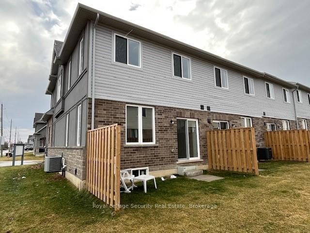 1 Linden Park Lane