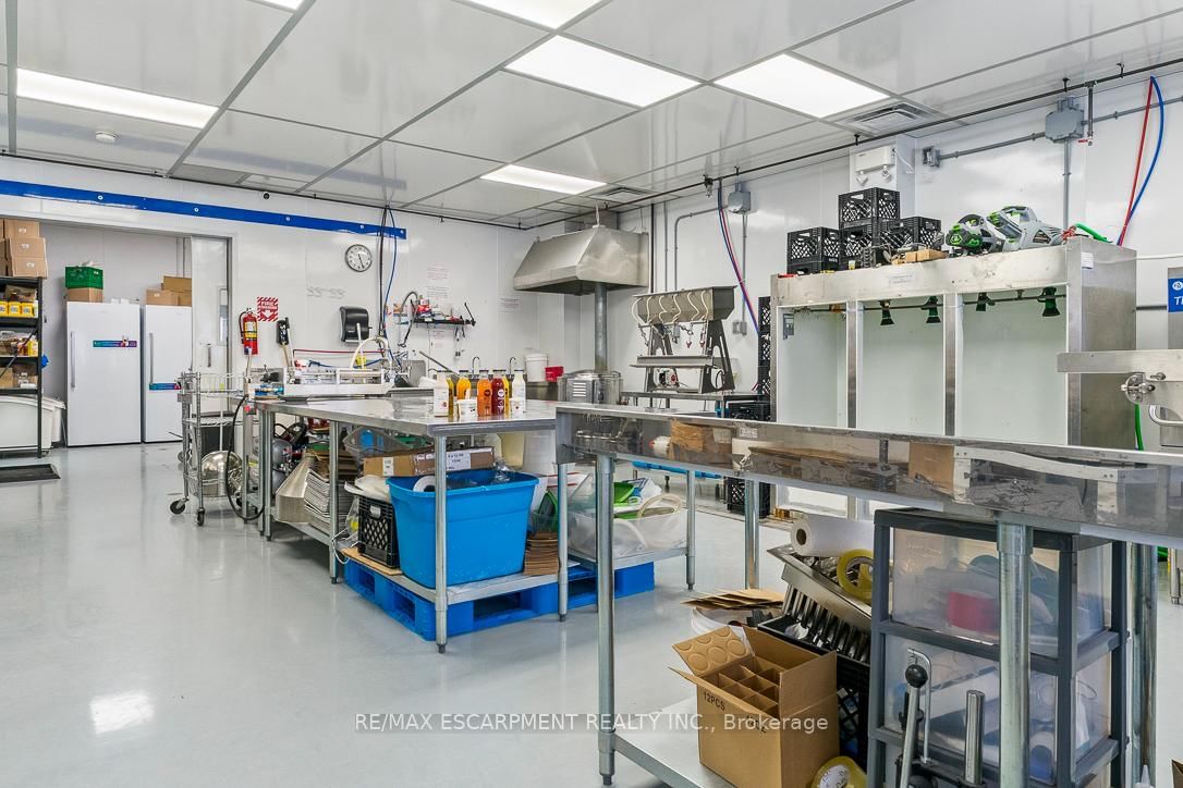 70 Monarch Road, Unit 5 - Photo 14