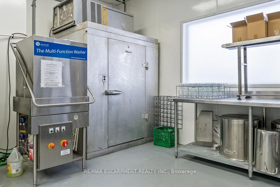 70 Monarch Road, Unit 5 - Photo 16