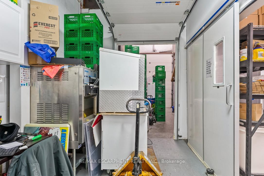 70 Monarch Road, Unit 5 - Photo 7