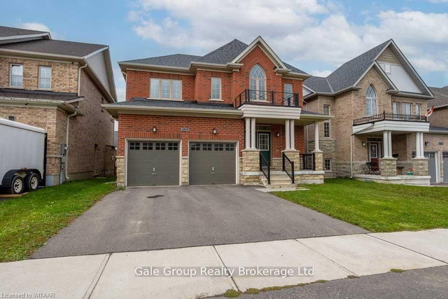 909 EDINBURGH DR Drive