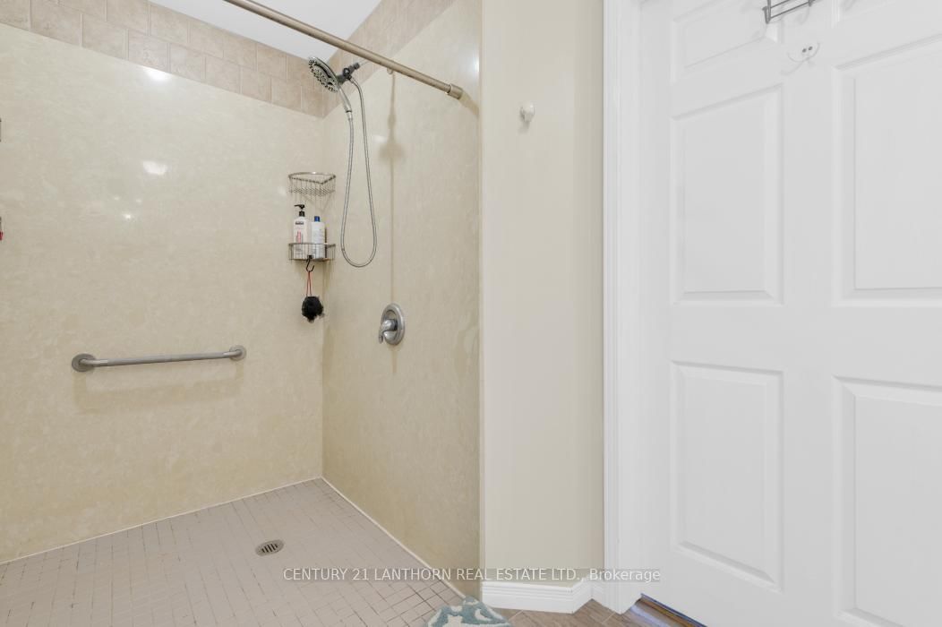 Detached House for sale at 93 Tannery Road, Madoc, Ontario, K0K 2K0 - Madoc - MLS: X12786930