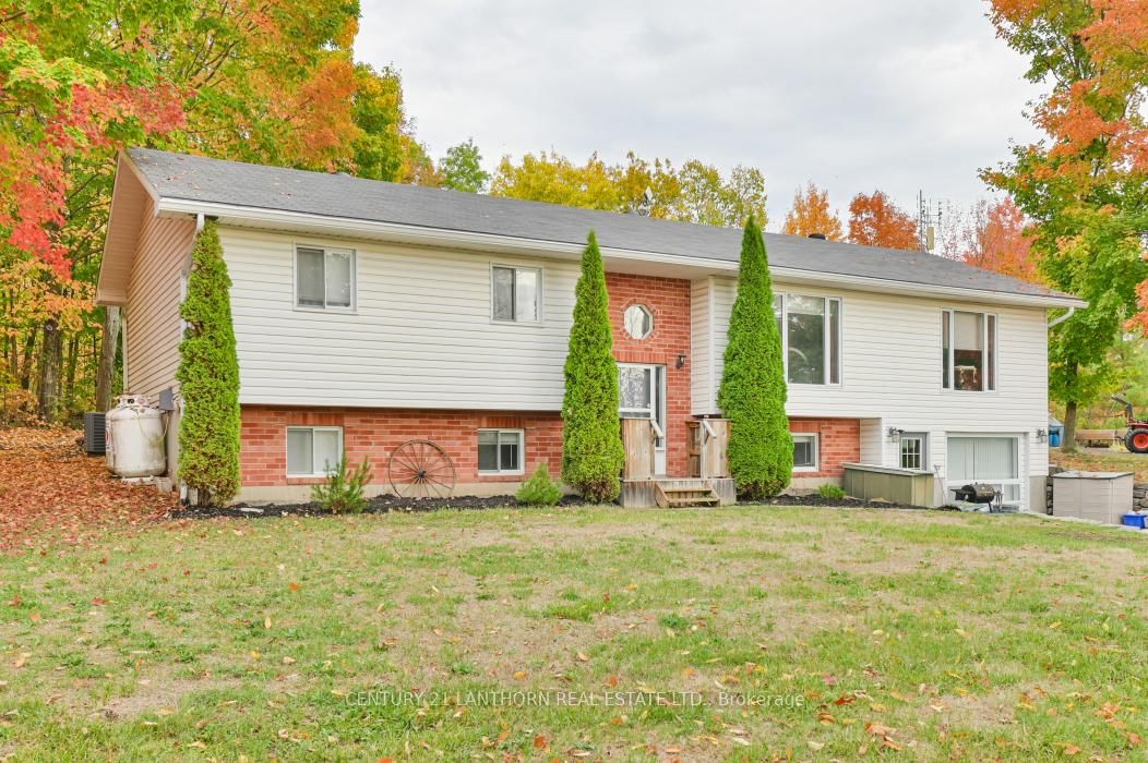 Detached House for sale at 93 Tannery Road, Madoc, Ontario, K0K 2K0 - Madoc - MLS: X12786930