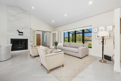 4566 Harwood Road — more photos