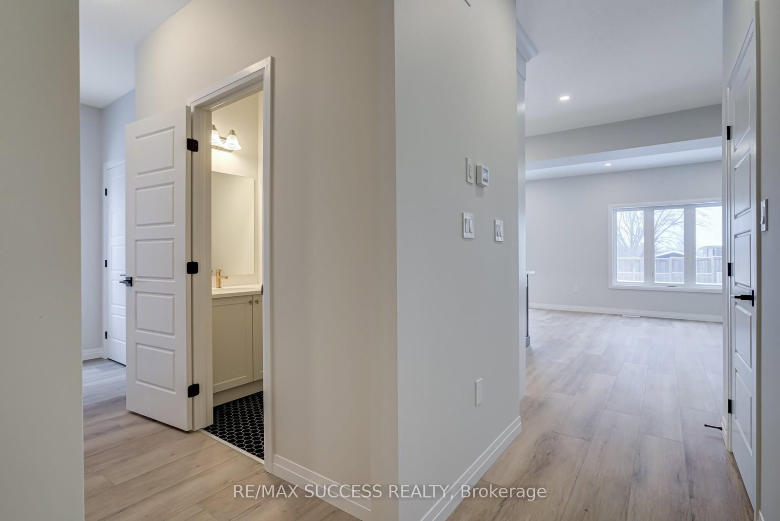 147 Siebert Avenue - Photo 10
