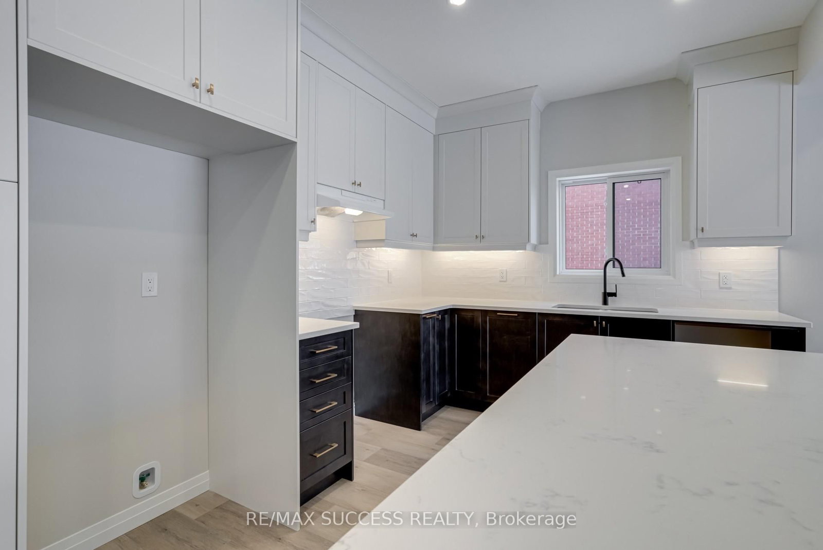 147 Siebert Avenue - Photo 13