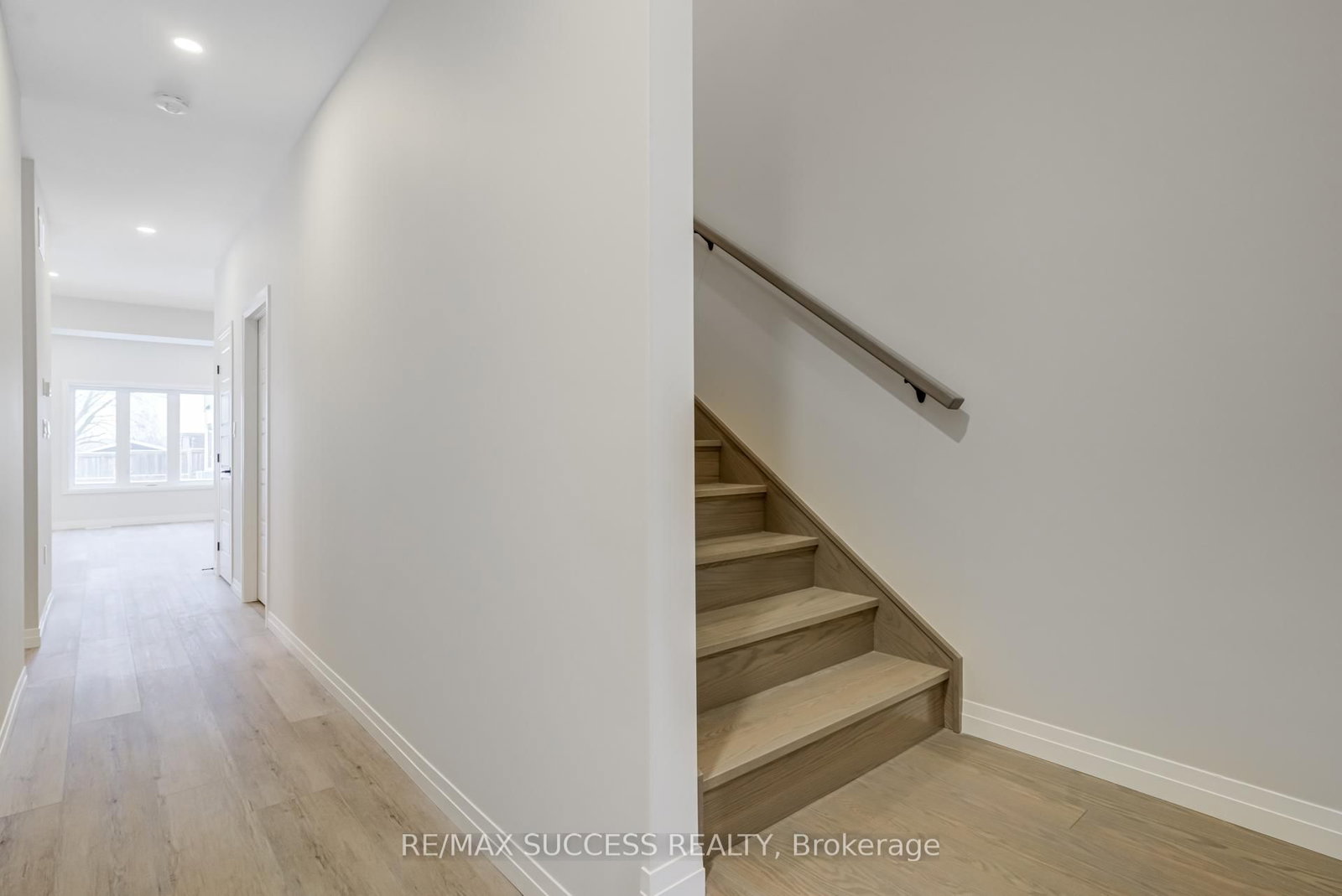 147 Siebert Avenue - Photo 23