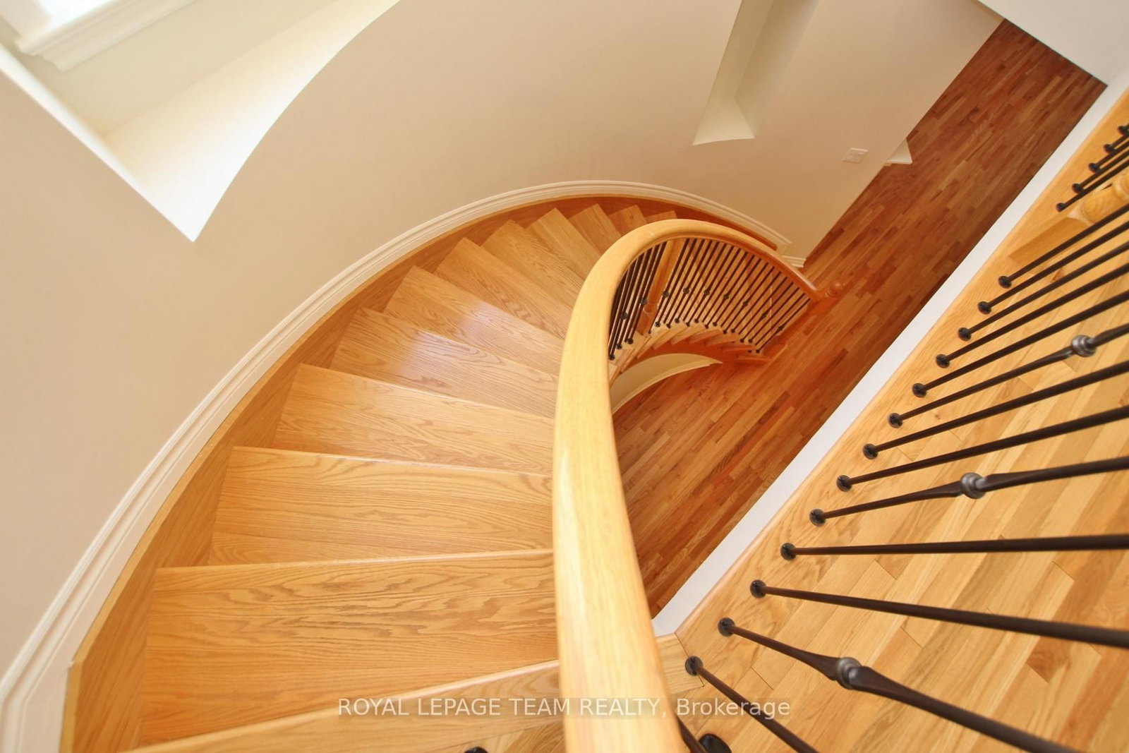 1032 Marconi Avenue - Photo 16