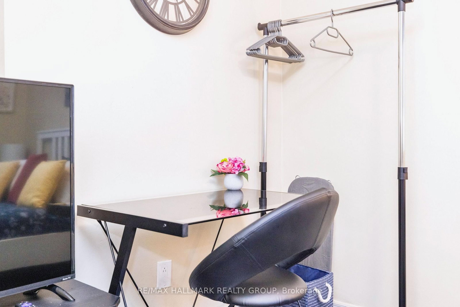 456 BRONSON Avenue, Unit 4 - Photo 14