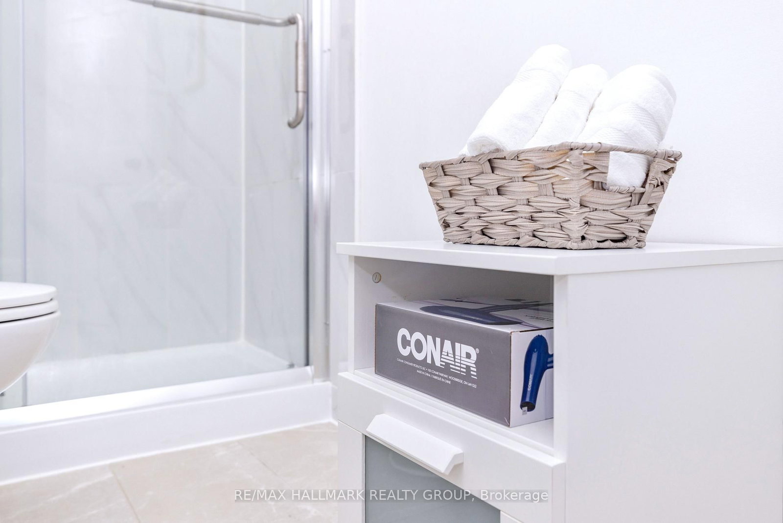 456 BRONSON Avenue, Unit 4 - Photo 18