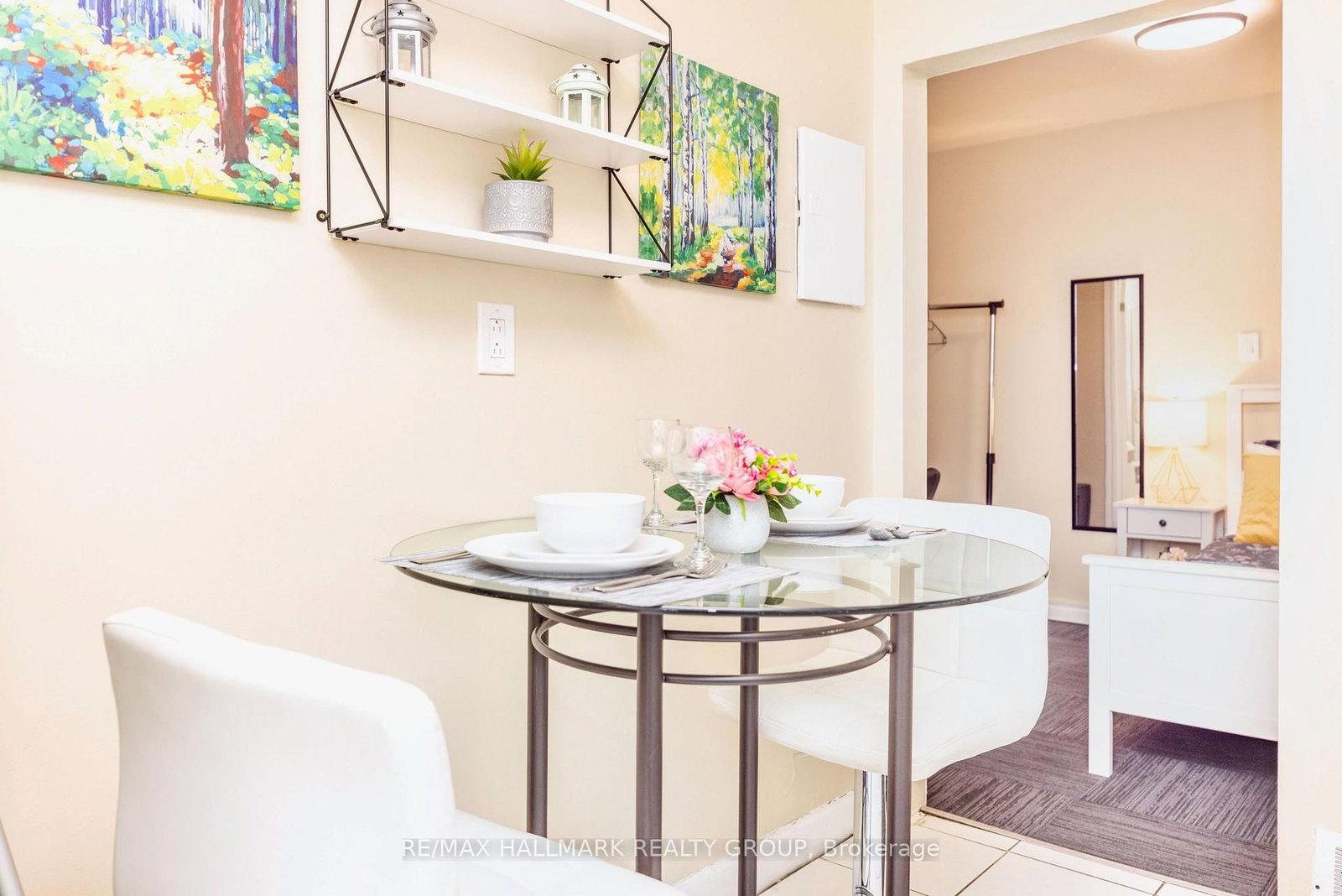 456 BRONSON Avenue, Unit 4 - Photo 5