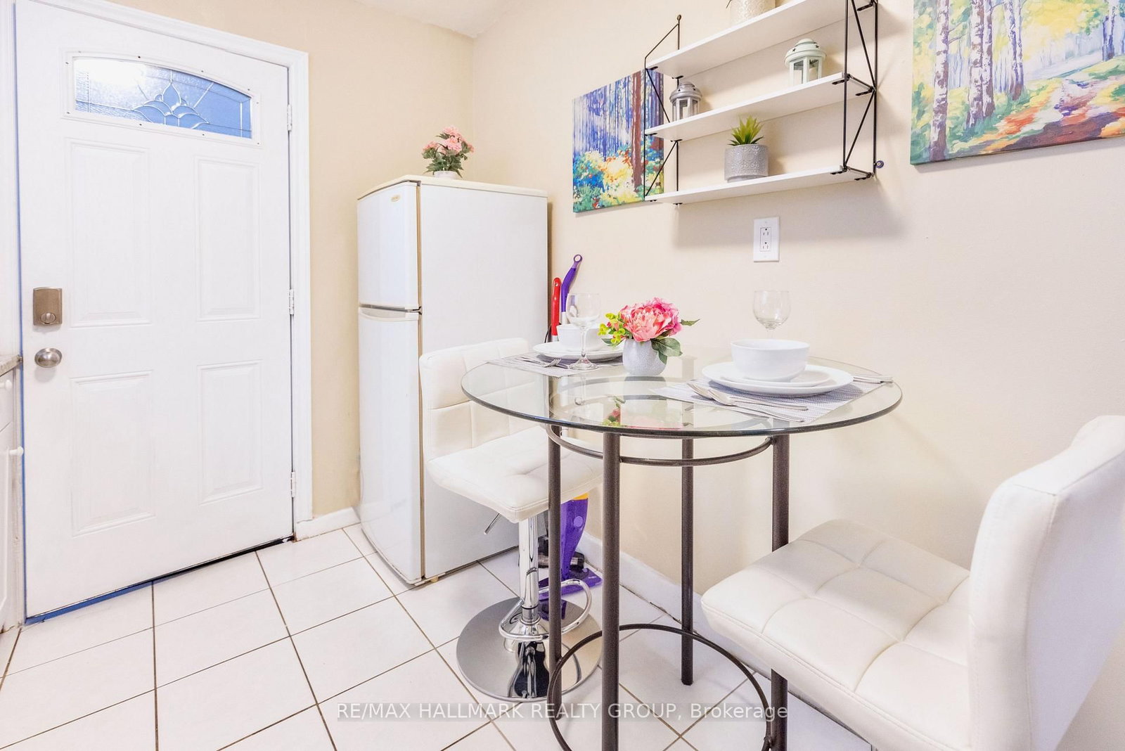 456 BRONSON Avenue, Unit 4 - Photo 9