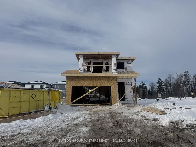 228 Superior Dr, Loyalist, K7N 0E5 | Image 2