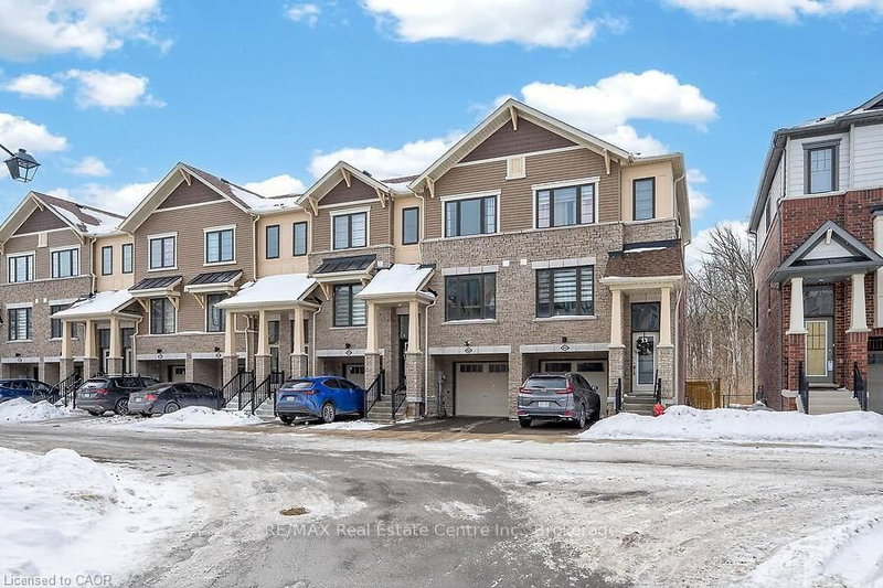 42 - 185 Bedrock Dr, Hamilton, L8J 0M5 | Image 2