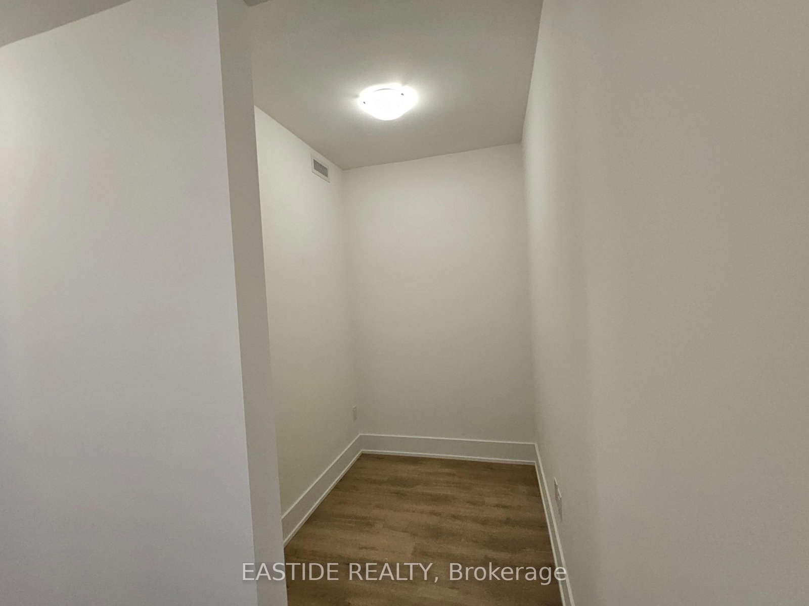 206 King Street W, Unit 1203 - Photo 11