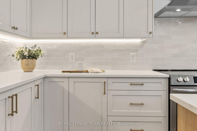 732 TAILSLIDE Private