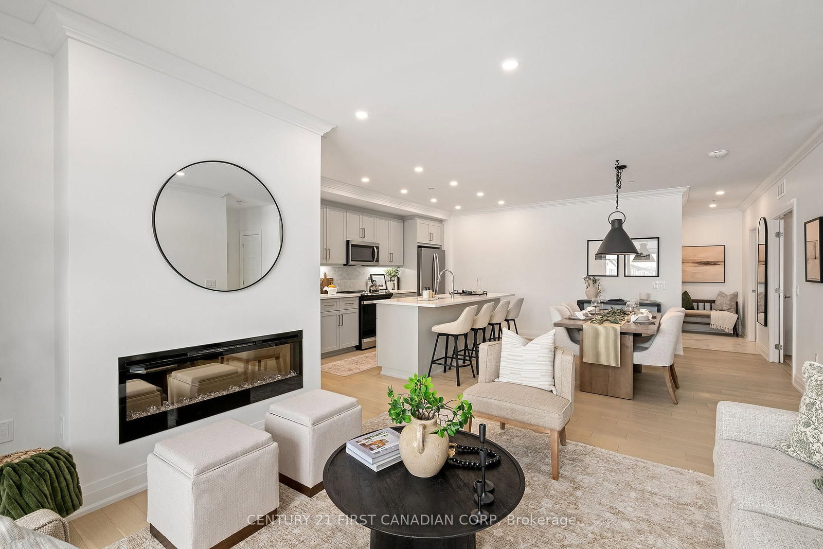 1560 Upper West Avenue, Unit 302 - Photo 18