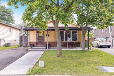 30 Cluthe Crescent, Kitchener, Ontario image-0-2