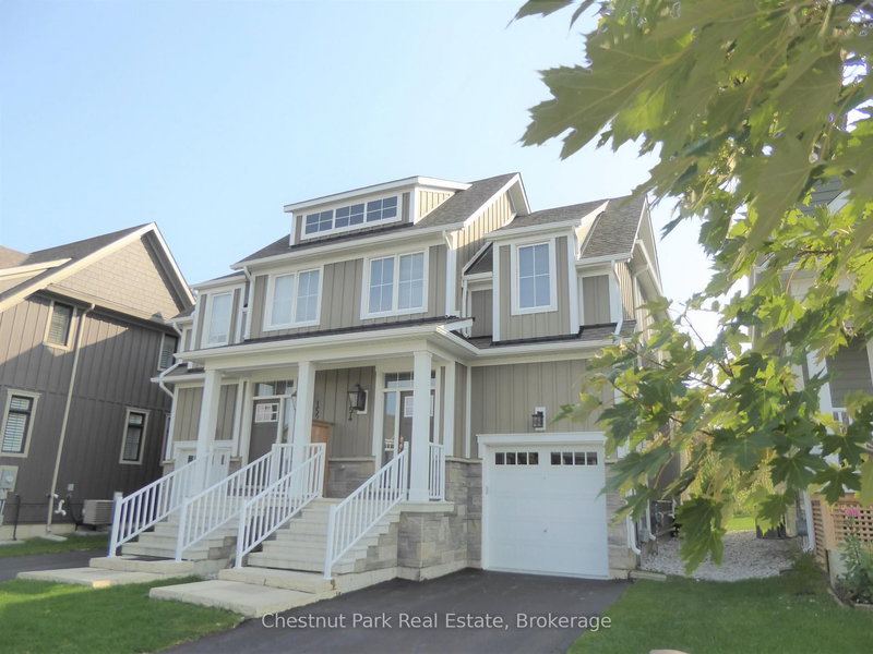 home for lease on 154 Yellow Birch Crescent